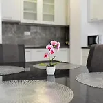 Biserka Апартаменты *