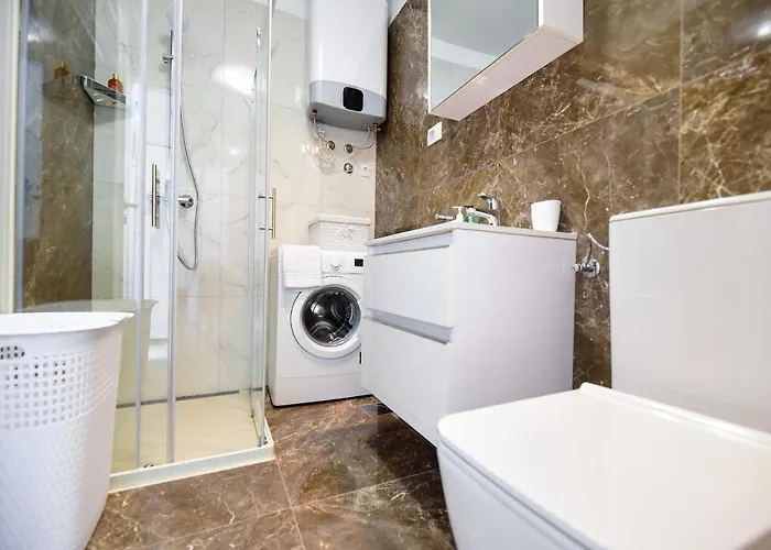 Biserka アパート *